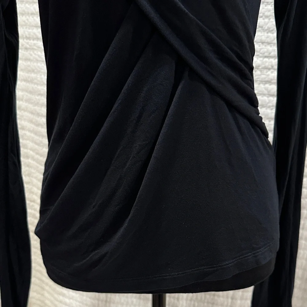 MaxMara Elegant Black Faux Wrap Top - Picture 6 of 7
